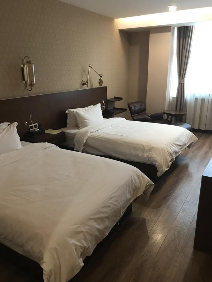 Manxin Hotel Shanghai Xujiahui Exterior foto